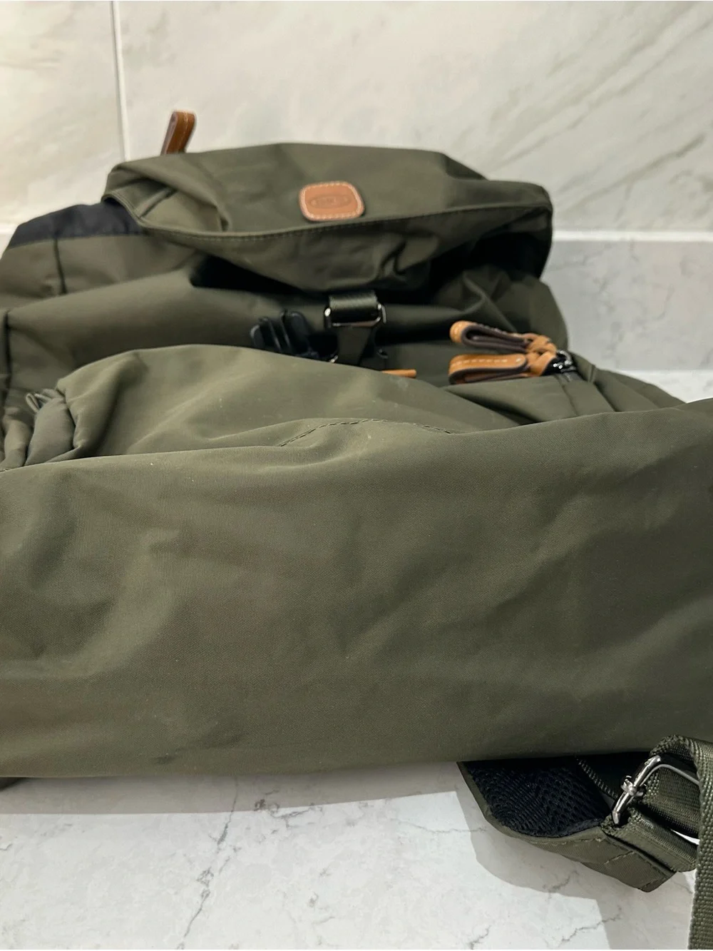 Brics classic olive